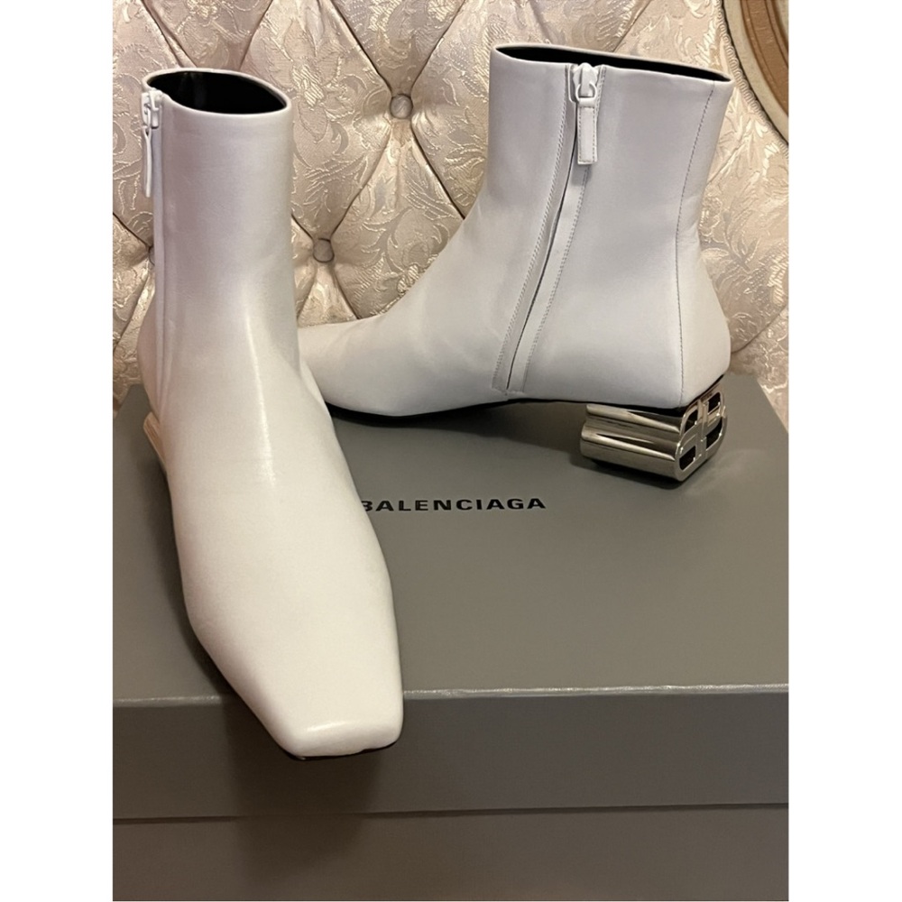 Brand New w/ Box Balenciaga White Ankle Boots with Silver Heel